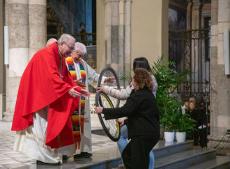 La Iglesia necesita combatir el “apartheid litúrgico” y los abusos