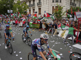 La Vuelta boicoteada por los pro-Palestina con el aplauso de Sánchez