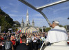 El Papa arremete contra el aborto y la eutanasia en Lourdes