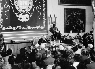 ¿Por qué escribimos tanto sobre la FSSPX?