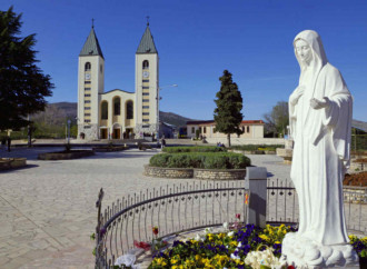 Monseñor Cavalli, sobre Medjugorje: “La Virgen conduce a los jóvenes a Jesús”